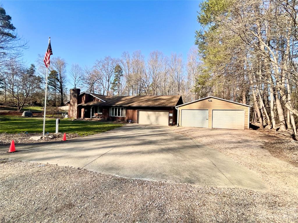 120 Barlow Lane Salisbury, NC 28147 - Photo 2 of 34 a front view of a house with a yard