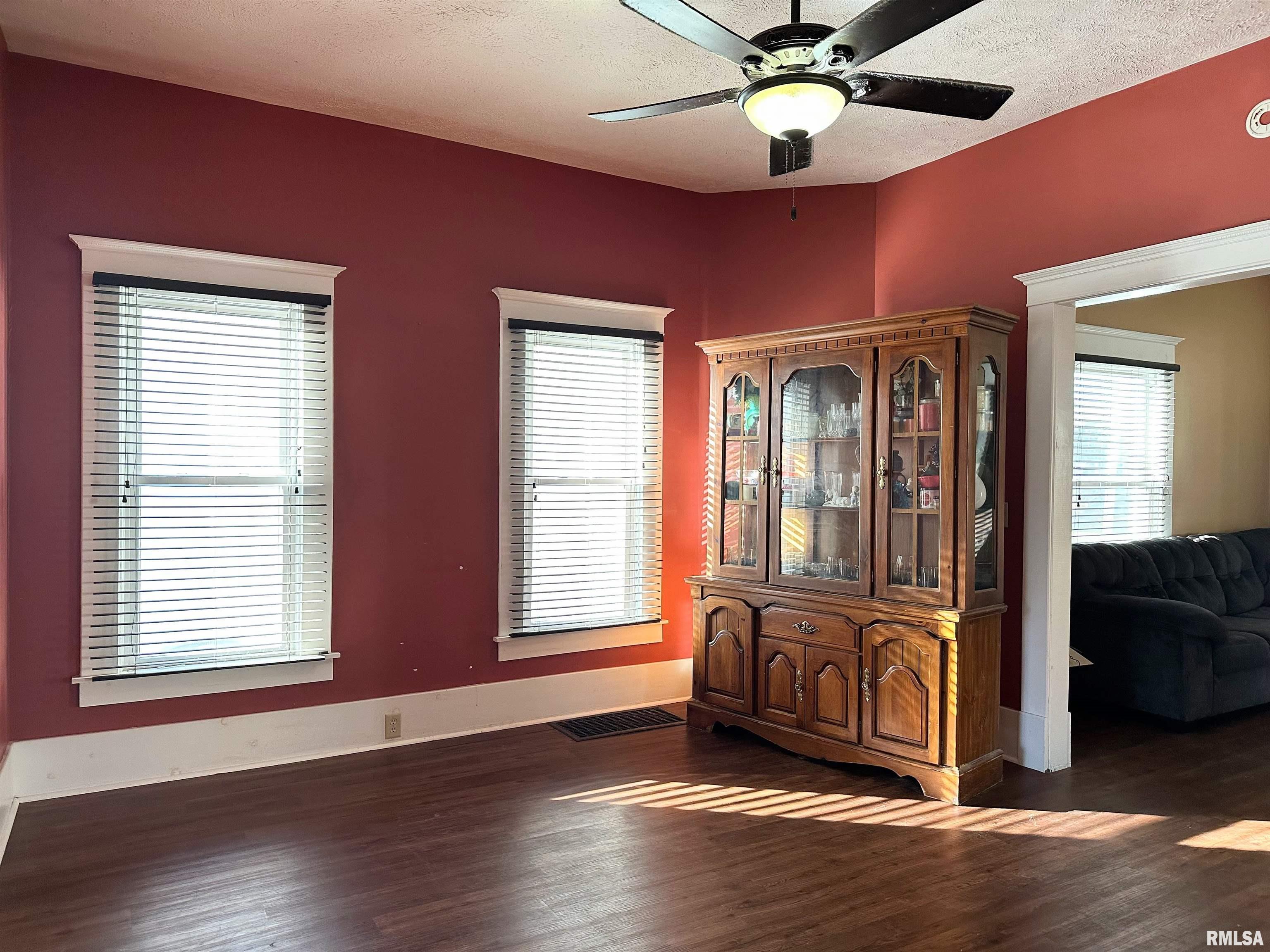 1823 Edith Street Murphysboro, IL 62966 - Photo 12 of 28 Gallery Image 12