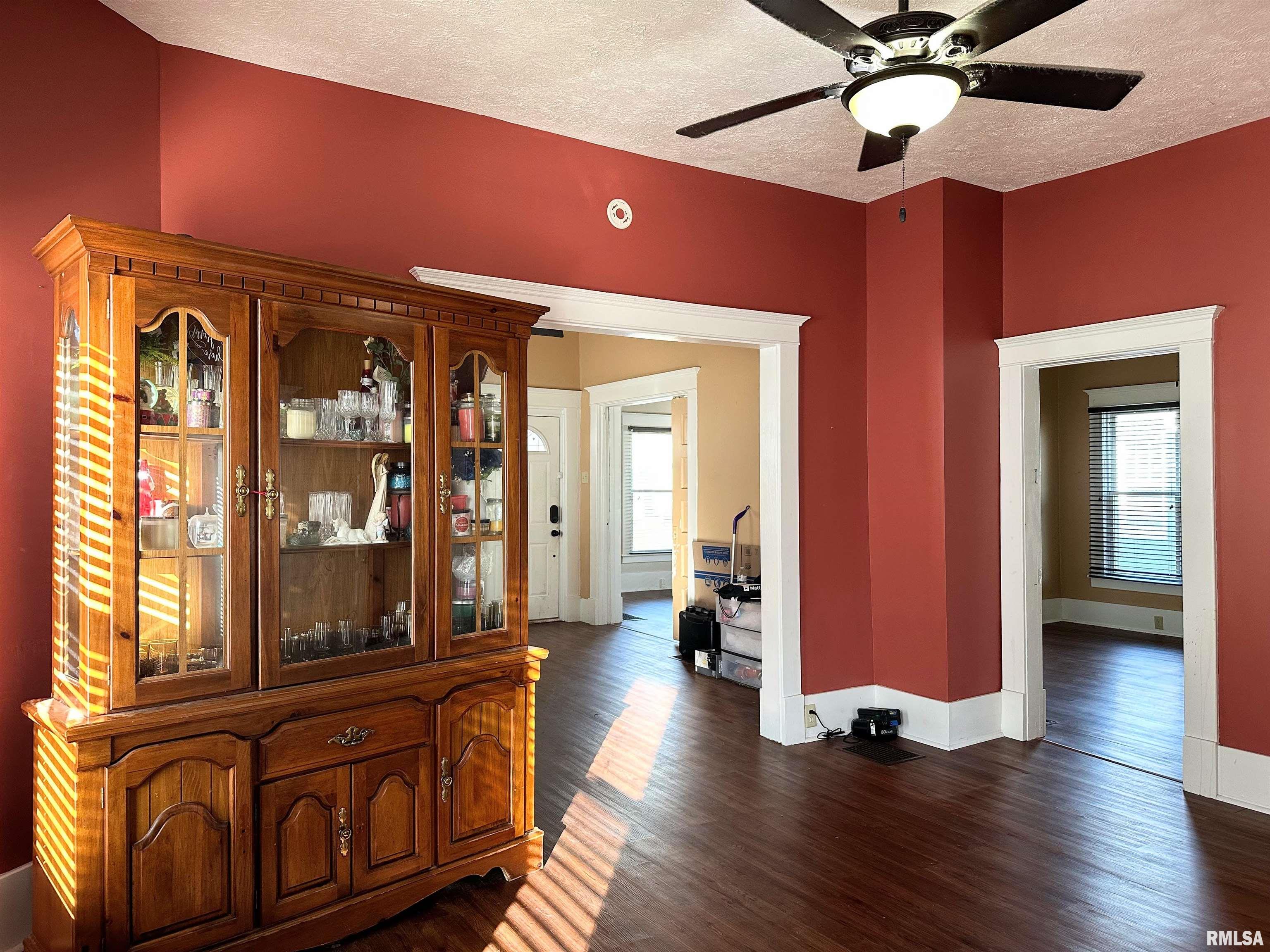 1823 Edith Street Murphysboro, IL 62966 - Photo 10 of 28 Gallery Image 10