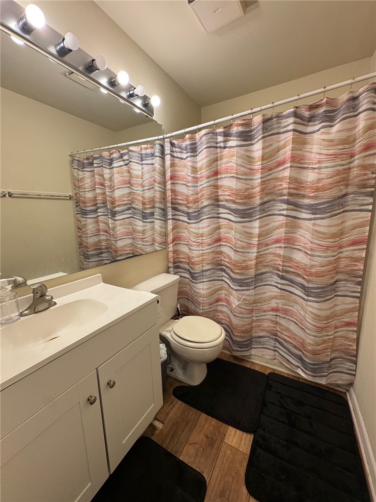 220 Elm Street, Unit 502 Clemson, SC 29631 - Photo 13 of 17 This bathroom features a new vanity.