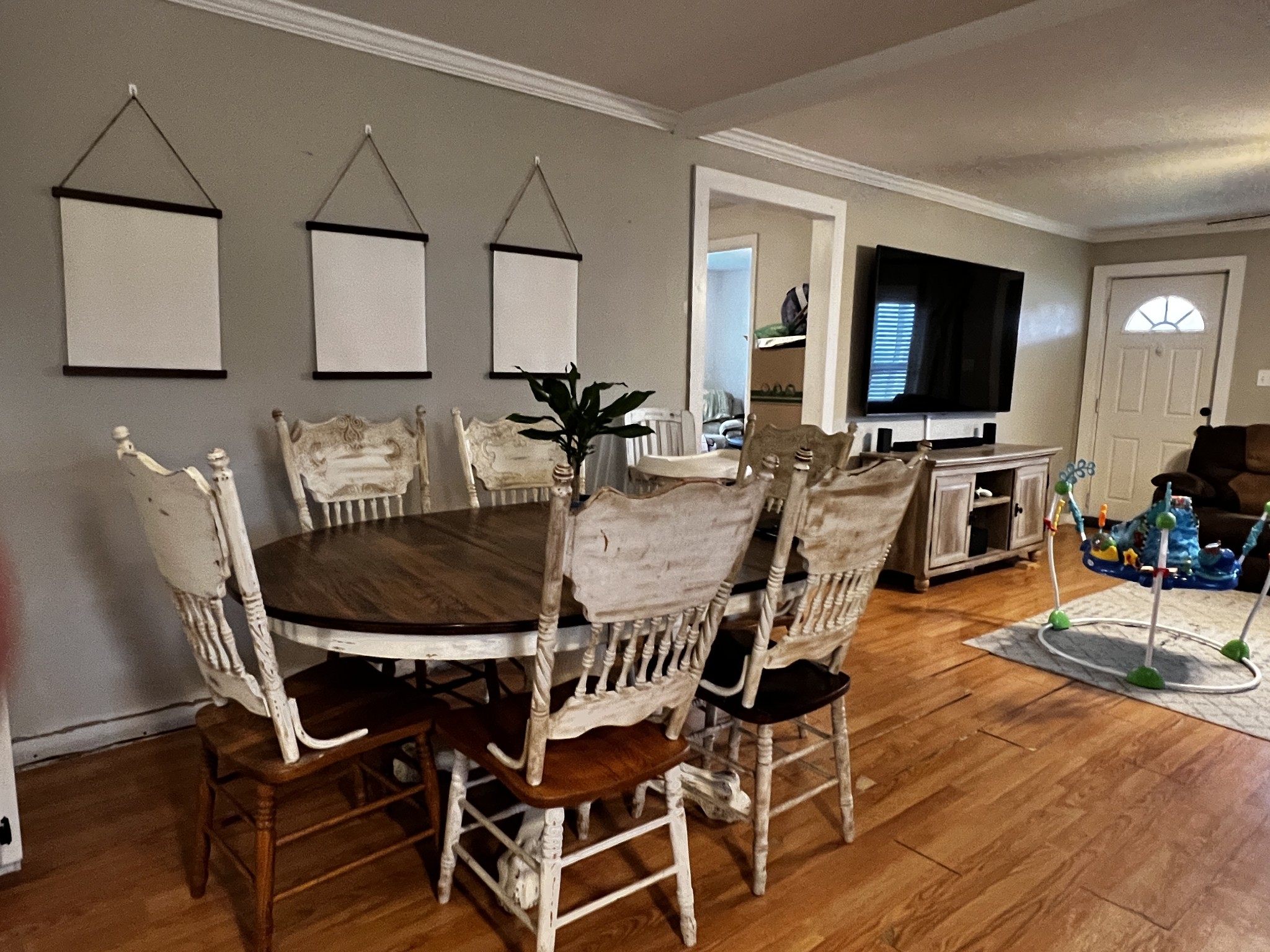 301 Rabbit Trail Road Leoma, TN 38468 - Photo 12 of 33 a view of a dining room with furniture