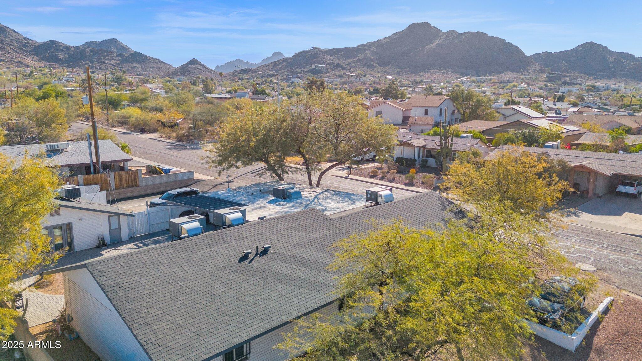 1404 East Mountain View Road Phoenix, AZ 85020 - Photo 8 of 27 6-web-or-mls-DJI_20250109105343_0014_D