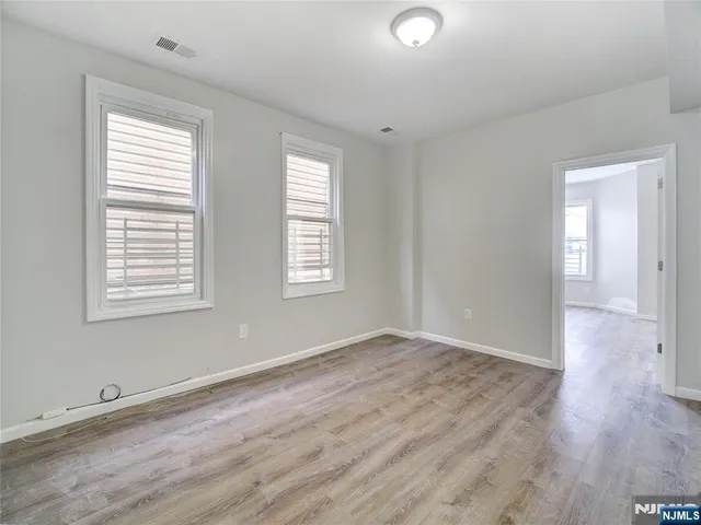 $629,000 | 160 South 11th Street, Newark, NJ 07107