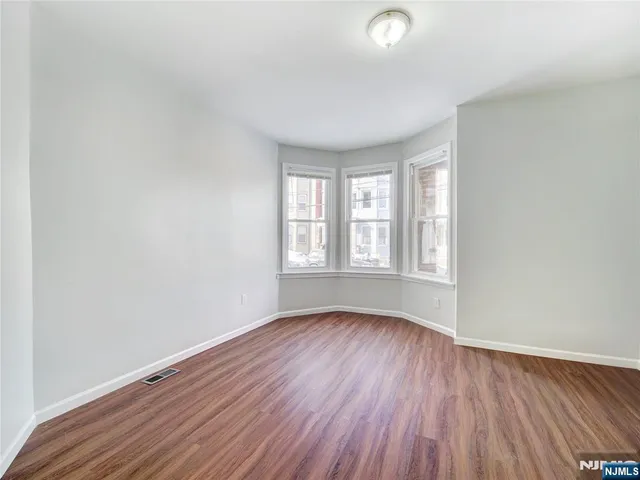 $629,000 | 160 South 11th Street, Newark, NJ 07107