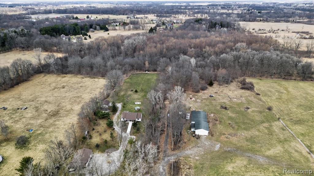 5516 Lowe Road Fowlerville, MI 48836 - Photo 7 of 11