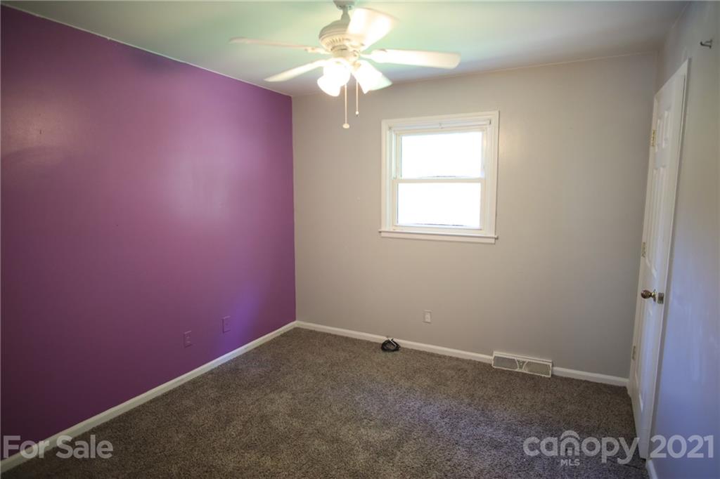 433 Willow Road Salisbury, NC 28147 - Photo 23 of 34 an empty room with a window