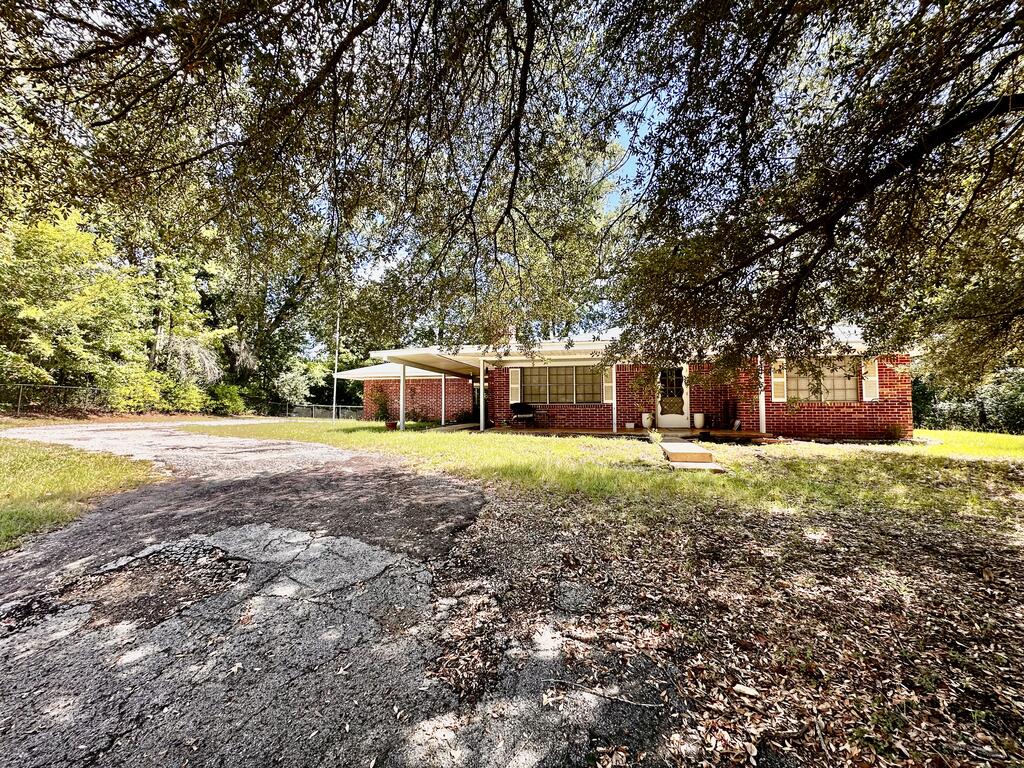 426 West Point Tap Road Palestine, TX 75801 - Photo 2 of 11 Gallery Image 2