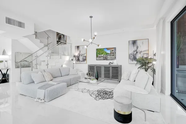 $1,795,000 | 3040 North Ocean Boulevard, Unit N106, Fort Lauderdale, FL 33308