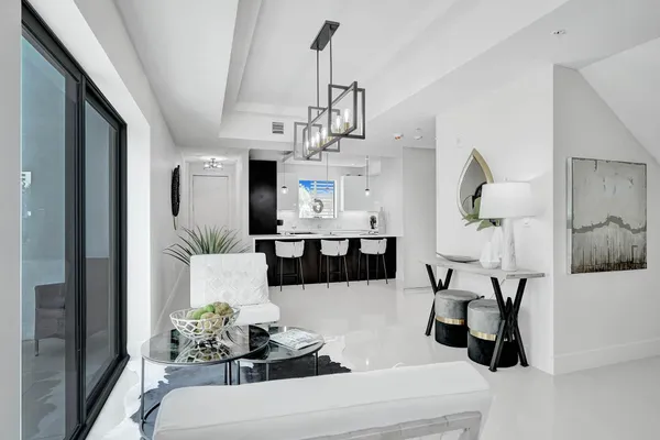 $1,795,000 | 3040 North Ocean Boulevard, Unit N106, Fort Lauderdale, FL 33308