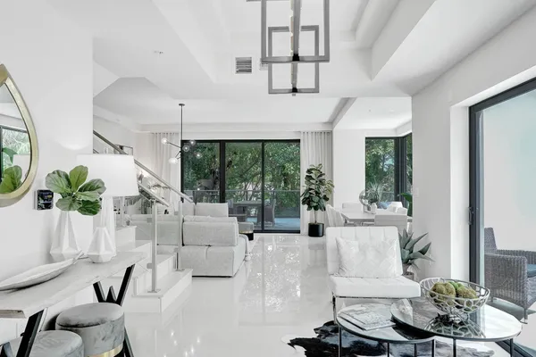 $1,795,000 | 3040 North Ocean Boulevard, Unit N106, Fort Lauderdale, FL 33308