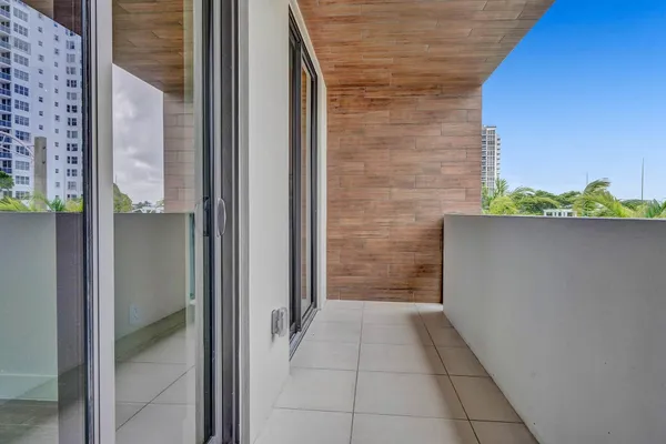 $1,795,000 | 3040 North Ocean Boulevard, Unit N106, Fort Lauderdale, FL 33308