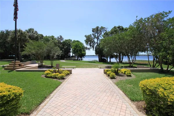 $1,000,000 | 3830 Moreno Drive, Palm Harbor, FL 34685