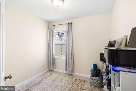 $430,000 | 24 Garden Lane, Levittown, PA 19055