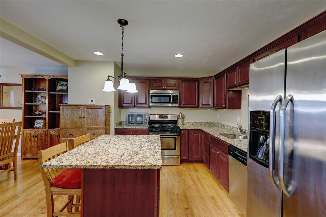 38 Mill Pond Road, Unit 38 Burrillville, RI 02830 - Photo 4 of 34 Gallery Image 4