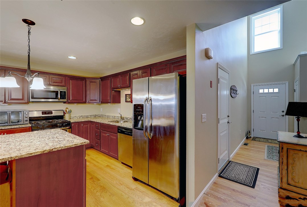 38 Mill Pond Road, Unit 38 Burrillville, RI 02830 - Photo 5 of 34 Gallery Image 5