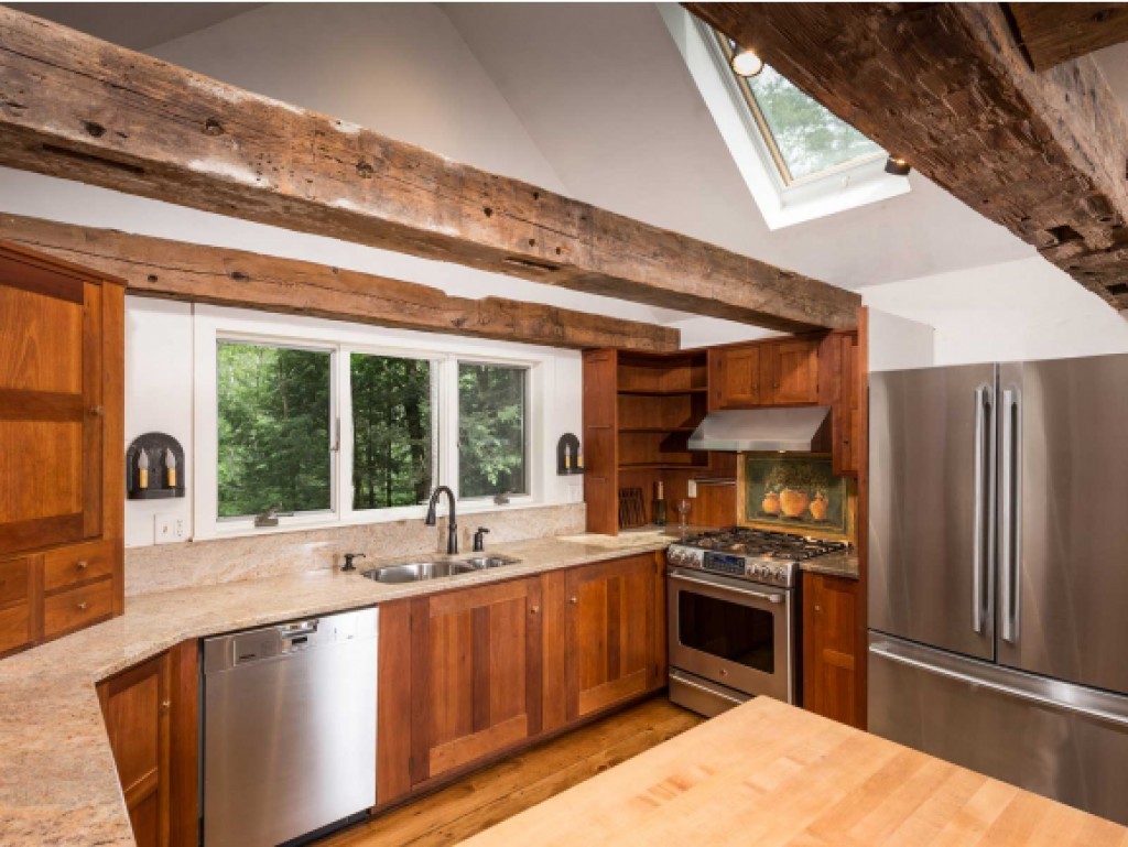 47 Bartlett Road Kittery, ME 03905 - Photo 5 of 30