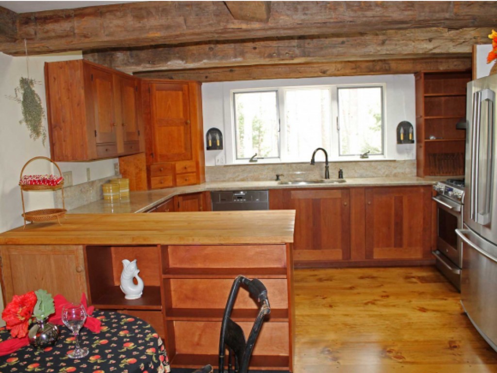 47 Bartlett Road Kittery, ME 03905 - Photo 6 of 30