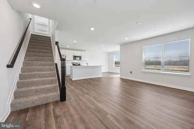 $484,590 | 64 Pine Glade Court, La Plata, MD 20646