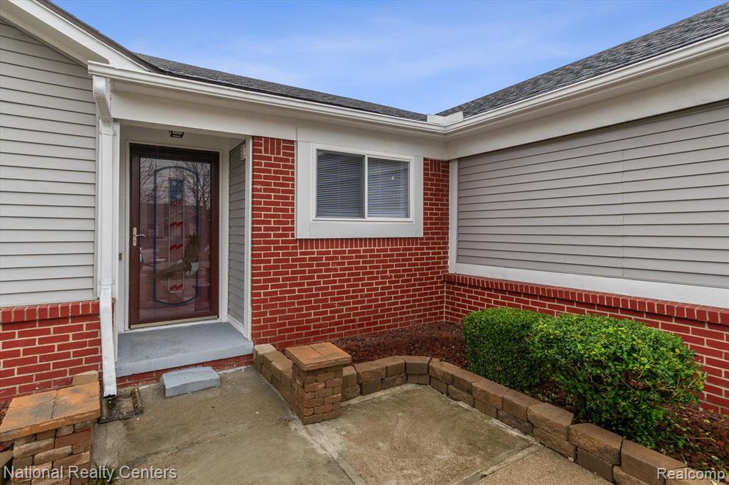 1715 Fern Court Canton, MI 48188 - Photo 6 of 41