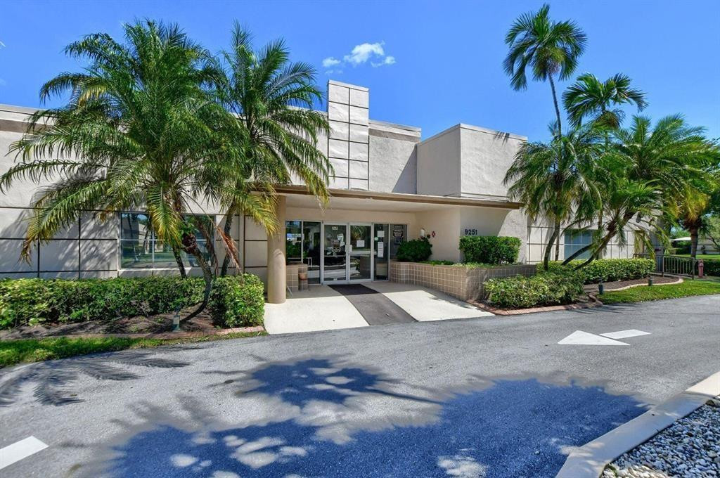 18801 Jolson Avenue, Unit 2 Boca Raton, FL 33496 - Photo 24 of 36 Photo 24