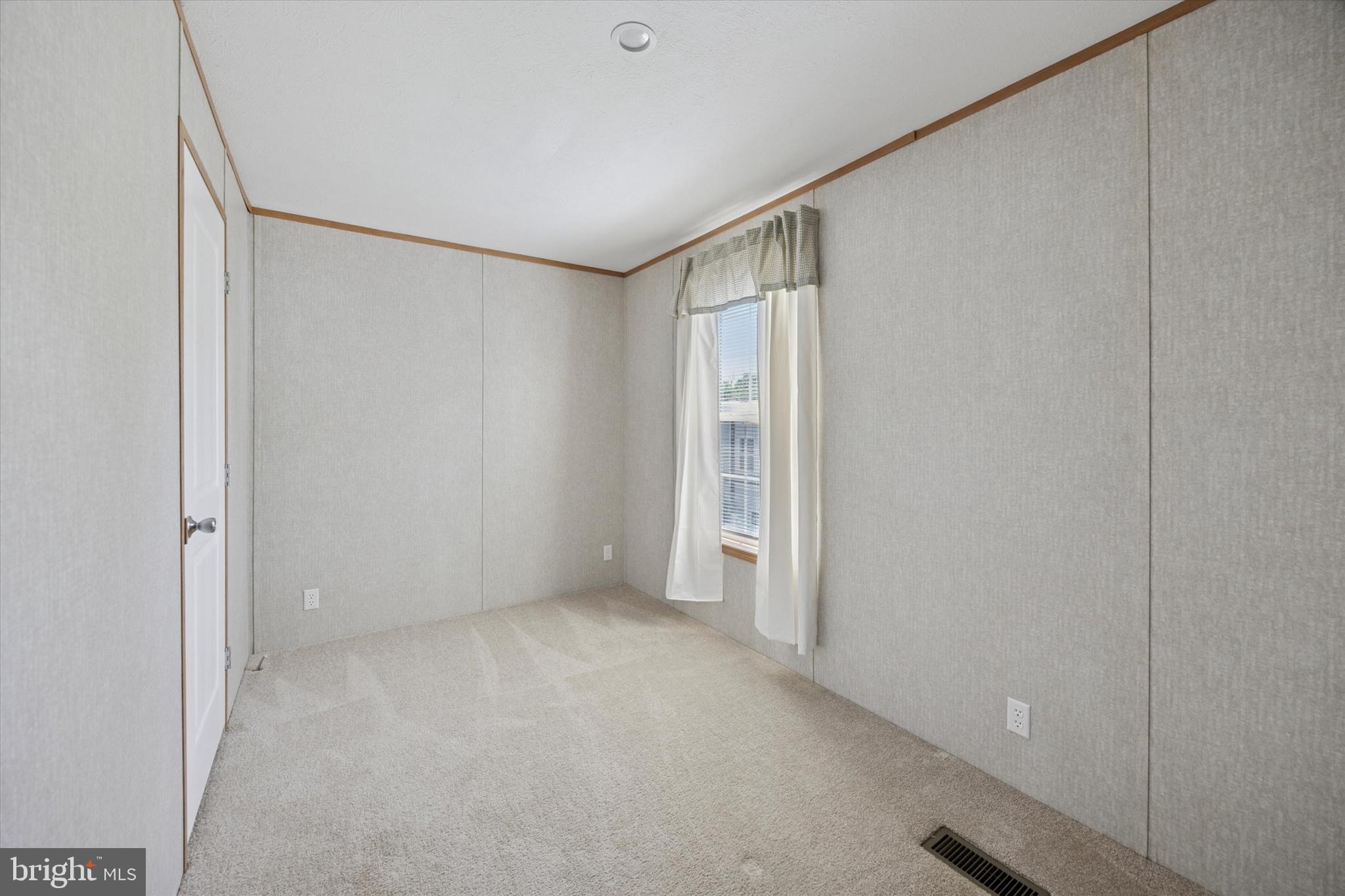 1446 Gibson Road, Unit D7 Bensalem, PA 19020 - Photo 9 of 15 Gallery Image 9