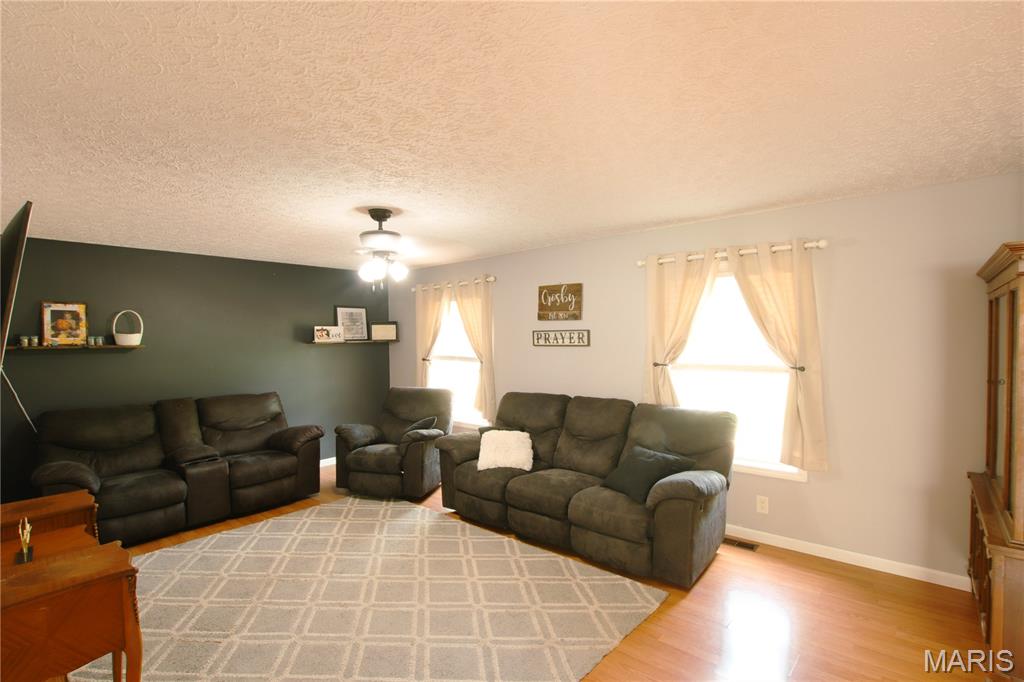 5294 Farrell Road Gerald, MO 63037 - Photo 6 of 37