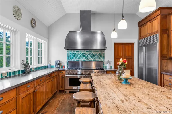 $1,449,000 | 6430 Signal Mountain Road, Beulah, CO 81023