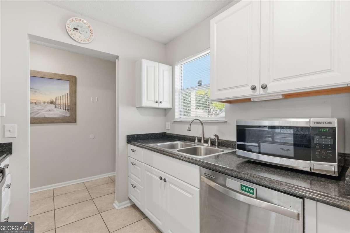 1000 Sea Island Road, Unit 68 St. Simons, GA 31522 - Photo 6 of 19 Stainless Appliances