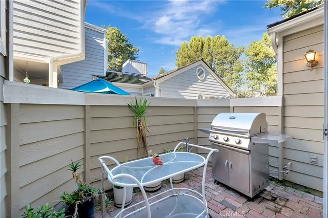 $1,149,000 | 601 John K Drive, Unit 101, Long Beach, CA 90803