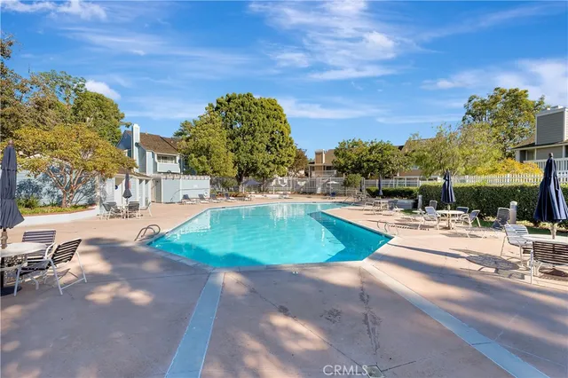 $1,099,000 | 601 John K Drive, Unit 101, Long Beach, CA 90803