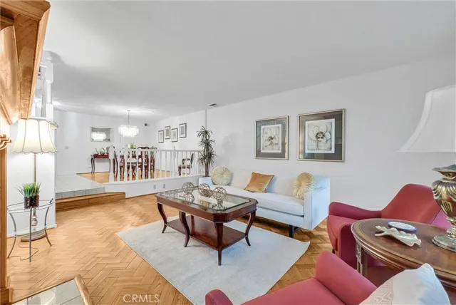 $1,099,000 | 601 John K Drive, Unit 101, Long Beach, CA 90803