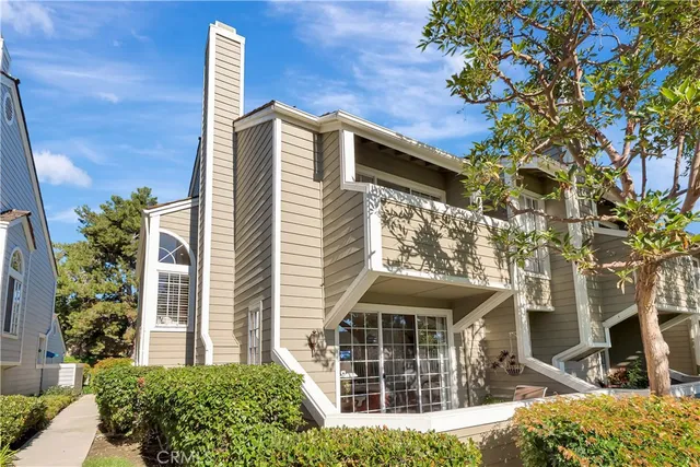 $1,149,000 | 601 John K Drive, Unit 101, Long Beach, CA 90803