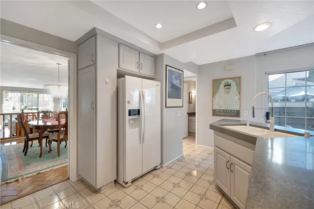 $1,099,000 | 601 John K Drive, Unit 101, Long Beach, CA 90803