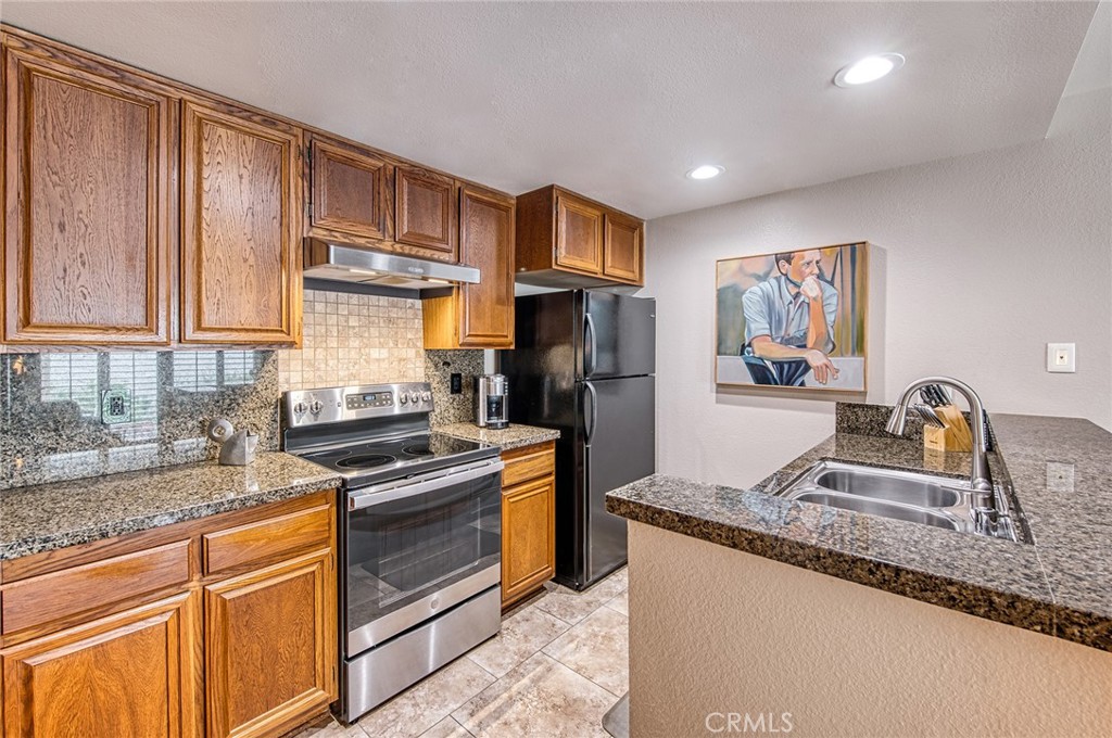55 Fabriano Irvine, CA 92620 - Photo 12 of 39