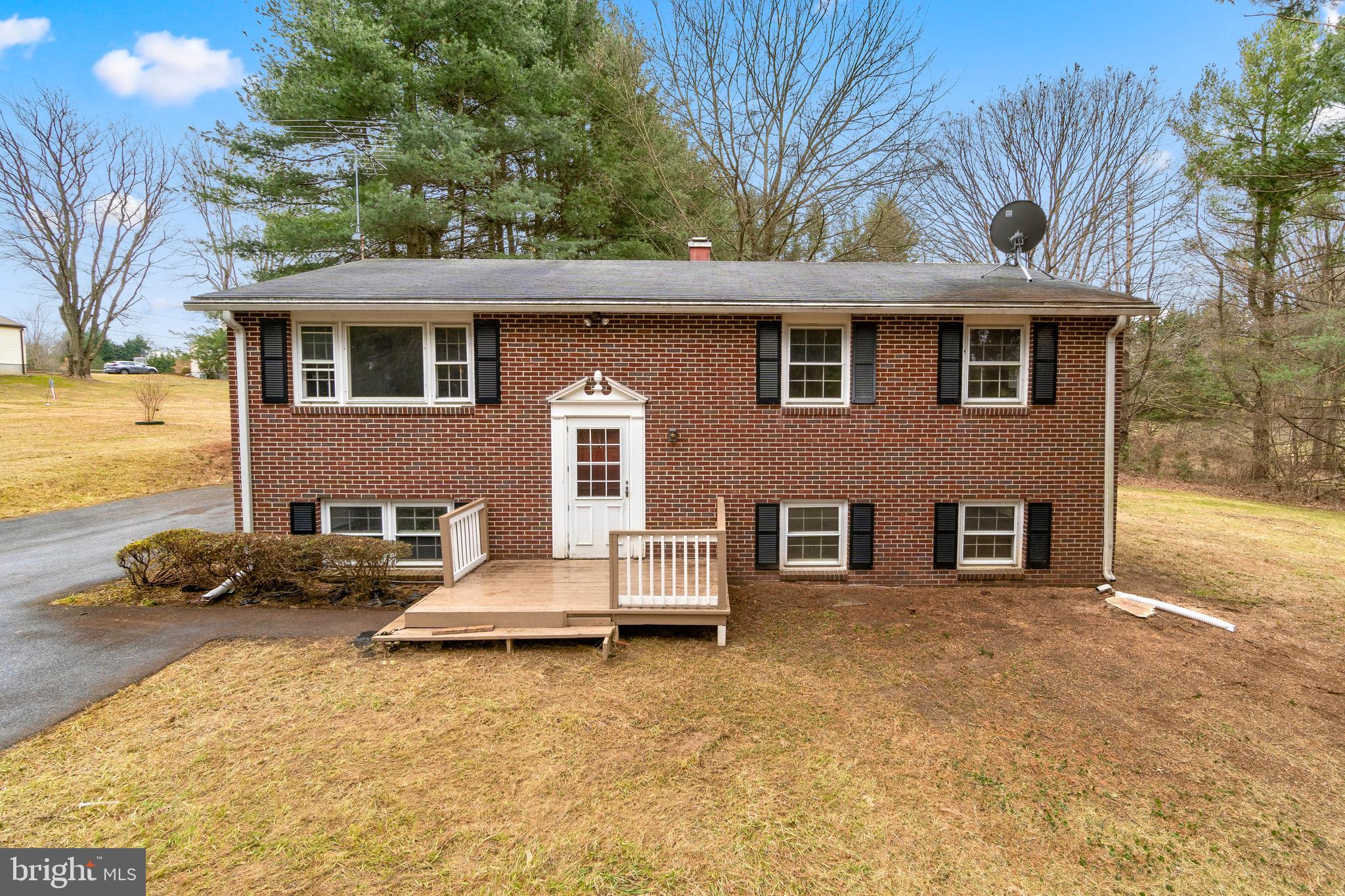 2006 Suffolk Road Finksburg, MD 21048 - Photo 1 of 47 Front Exterior