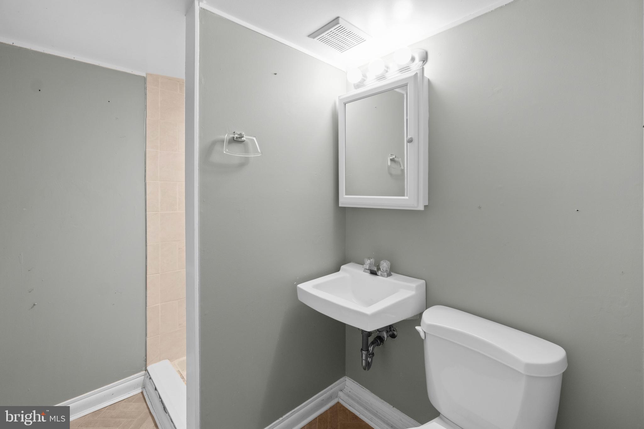 2006 Suffolk Road Finksburg, MD 21048 - Photo 25 of 47 Full Bath