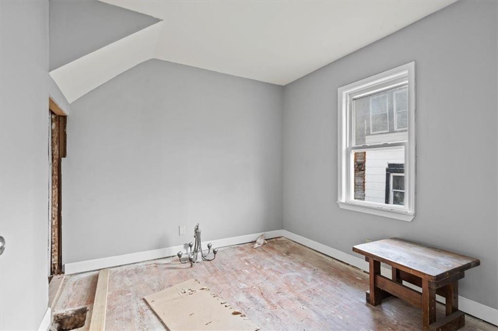 547 Blue Ridge Boulevard Kansas City, MO 64125 - Photo 6 of 18