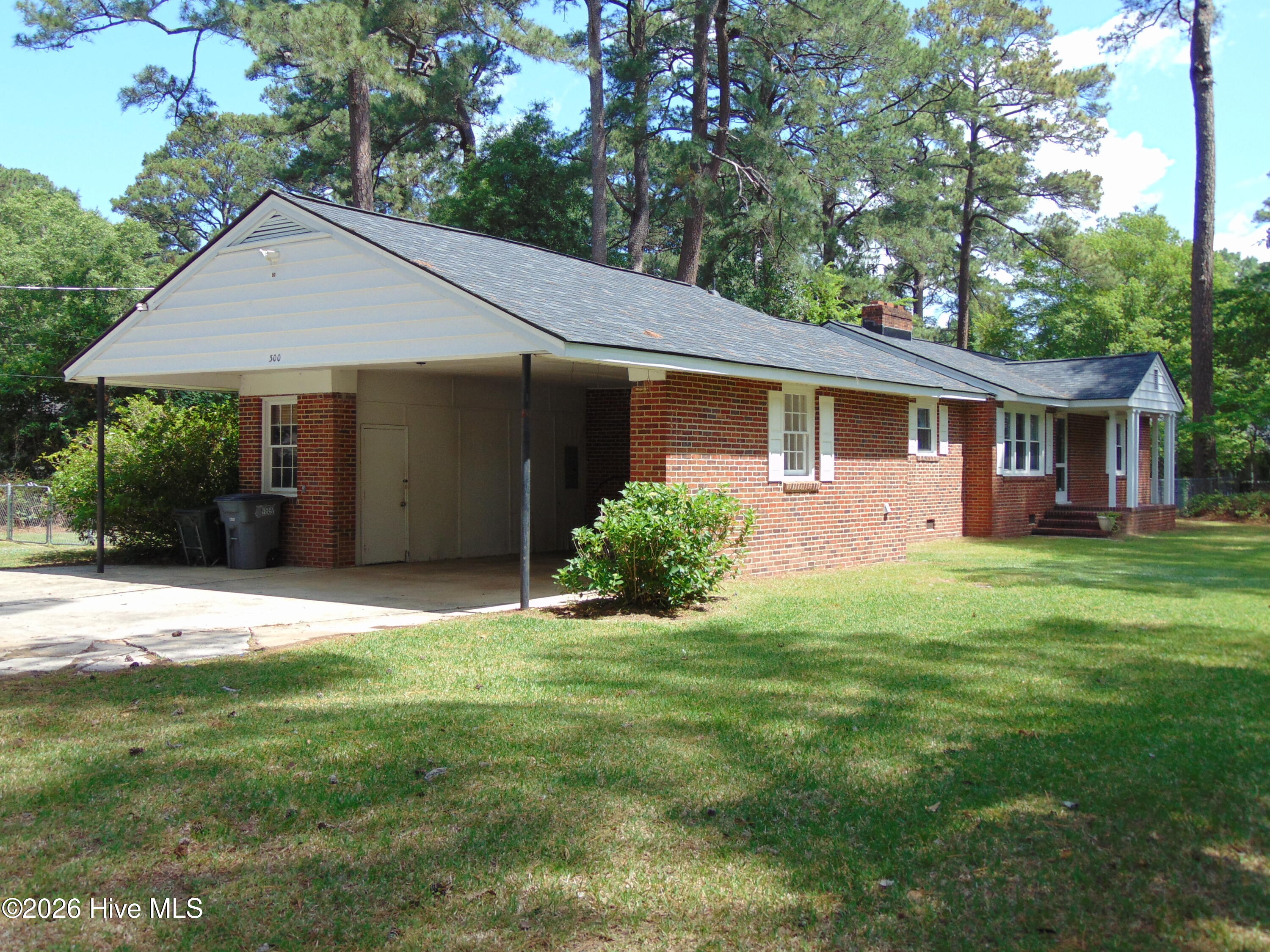 300 Oakdale Road Rocky Mount, NC 27804 - Photo 3 of 41 DSC06667
