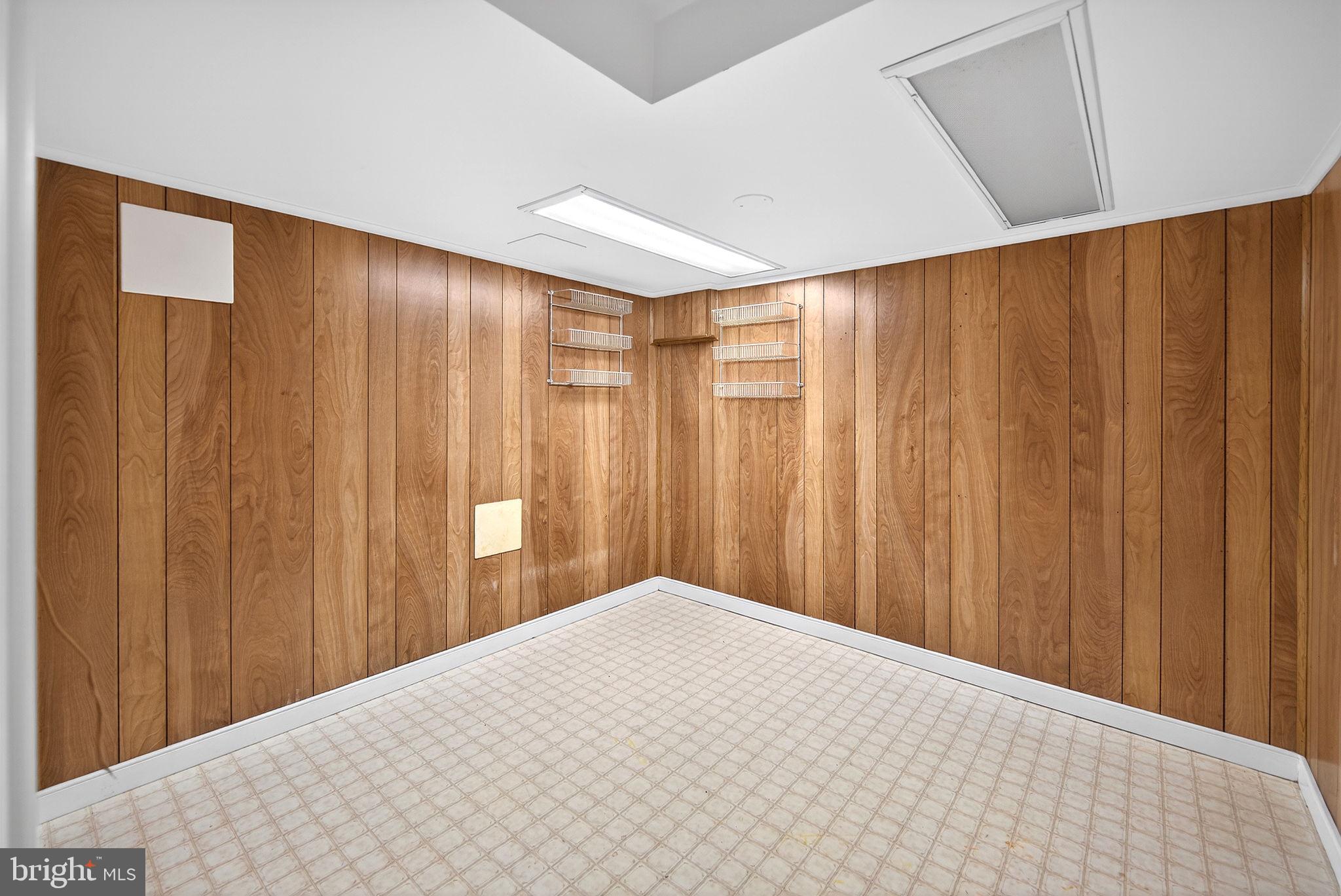 4867 Carriagepark Road Fairfax, VA 22032 - Photo 44 of 50 Storage Room