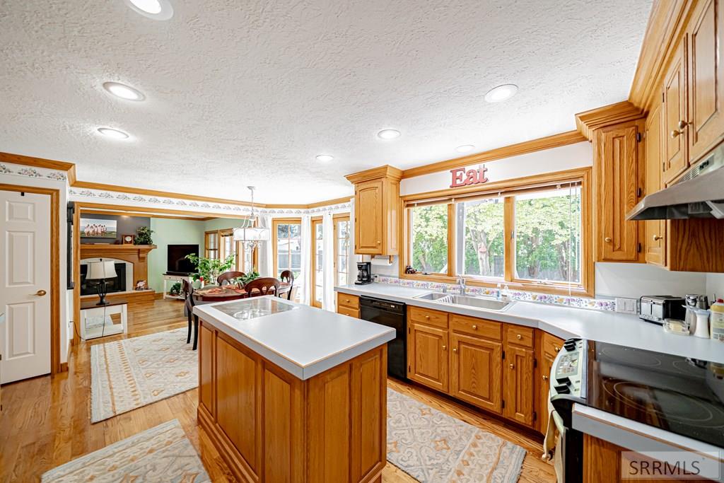 706 South Bellin Road Idaho Falls, ID 83402 - Photo 27 of 80