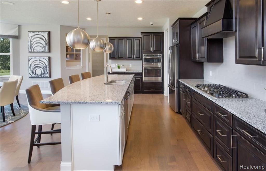 2082 Logan Drive Rochester Hills, MI 48309 - Photo 9 of 19