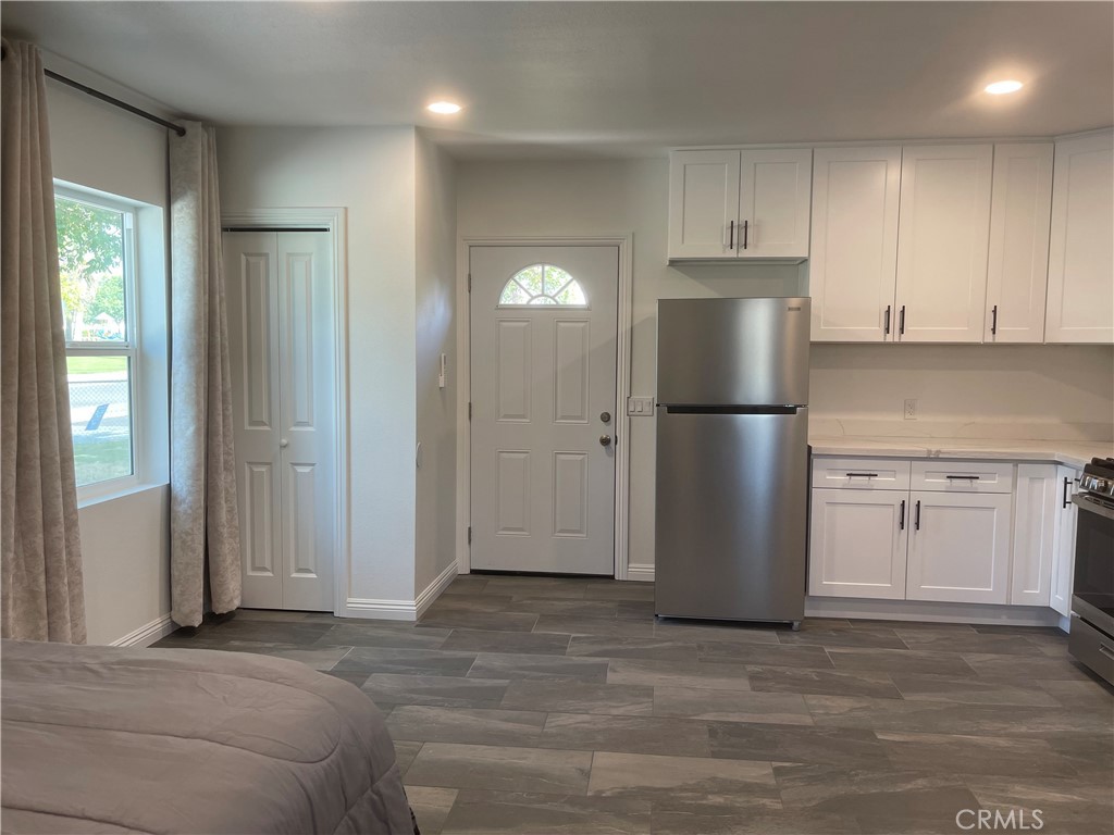 3062 Monroe Street Riverside, CA 92504 - Photo 2 of 12