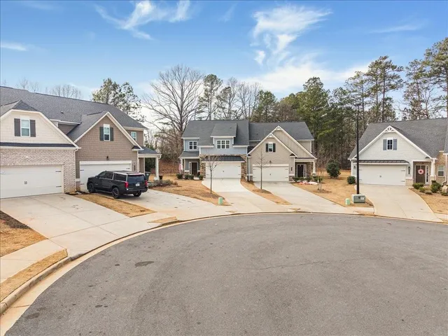 $389,900 | 4594 Grenadine Circle, Acworth, GA 30101