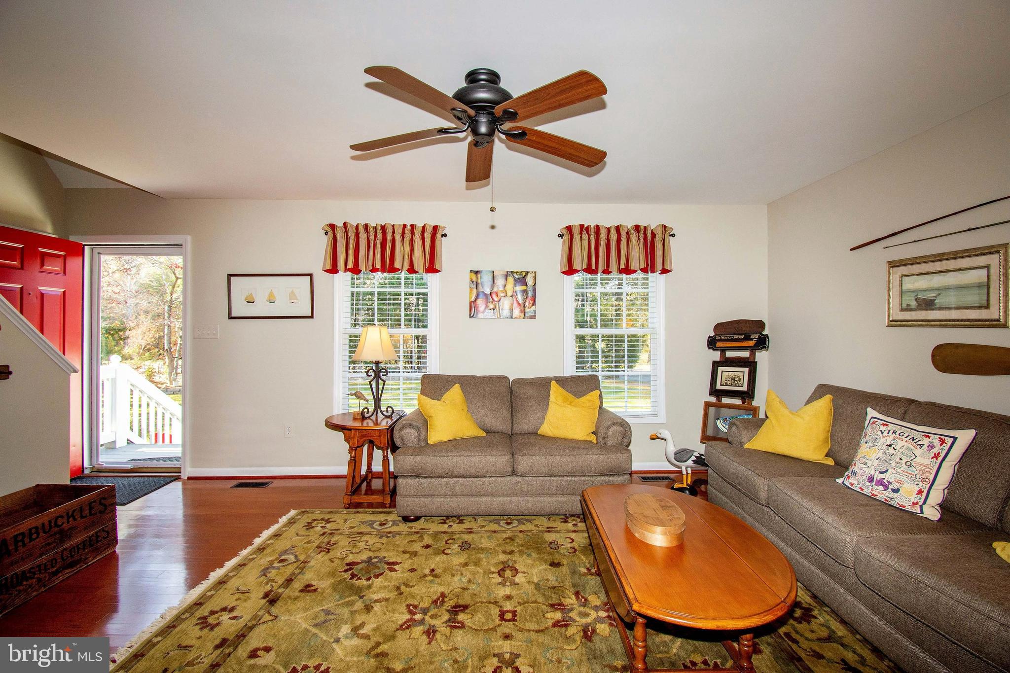 6113 Eds Road Mineral, VA 23117 - Photo 18 of 64 Living Room