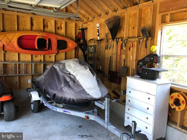6113 Eds Road Mineral, VA 23117 - Photo 58 of 64 Large Sized Garage