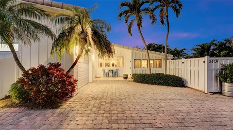 $1,424,950 | 2409 Northeast 19th Avenue, Wilton Manors, FL 33305