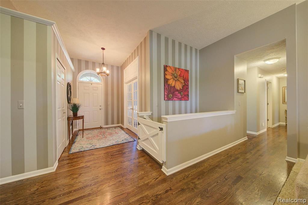 3100 Ridley Way Howell, MI 48843 - Photo 6 of 55