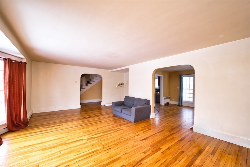 247 Albany Street Fall River, MA 02720 - Photo 12 of 37