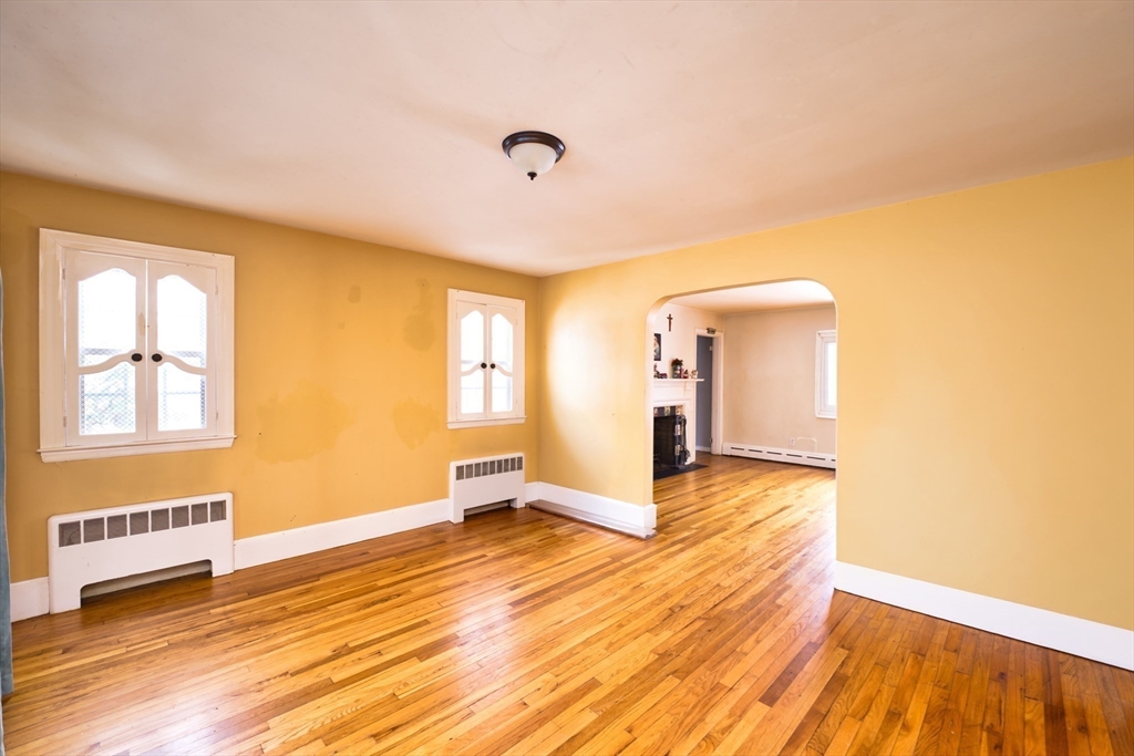 247 Albany Street Fall River, MA 02720 - Photo 17 of 37