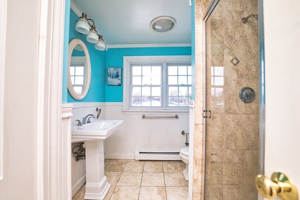 247 Albany Street Fall River, MA 02720 - Photo 20 of 37